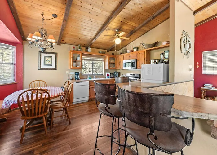 Lunar Lodge - Great Cabin With An Amazing View! Big Bear Lake