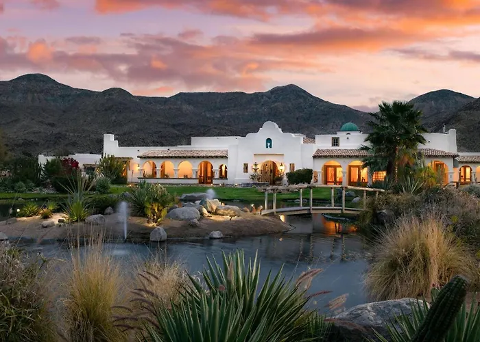 The Pond Estate By Avantstay Palm Springs
