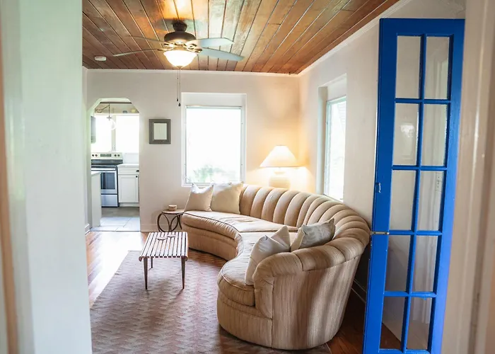 1Mi To Beach Jungle Bungalow 1 Acre With Pool Englewood