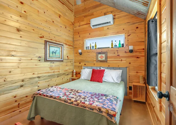 Rustx Ranch Unit 5- Getaway Villa Wimberley