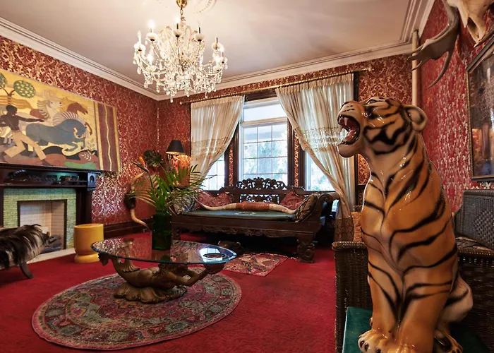 The Darling Mansion Villa Toronto
