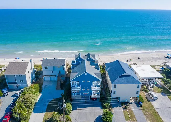 Tipsy Turtle North- Oceanfront Oasis - Pool - Dog Friendly Villa Surf City