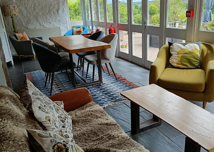 Trefloyne Manor Guest House Tenby
