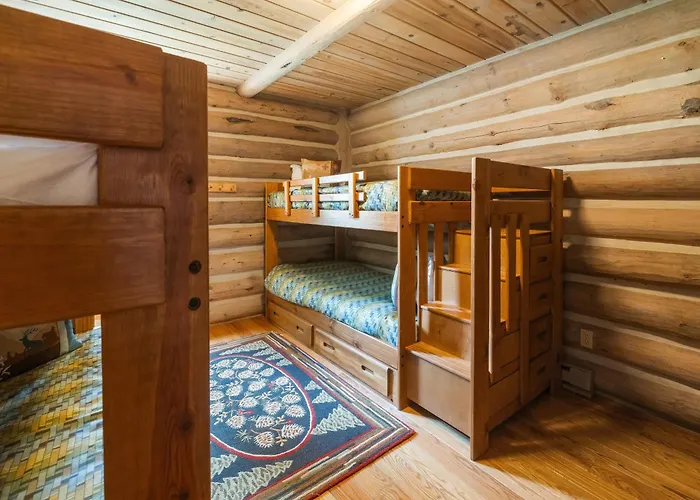 Trappers Cabin Beaver Creek
