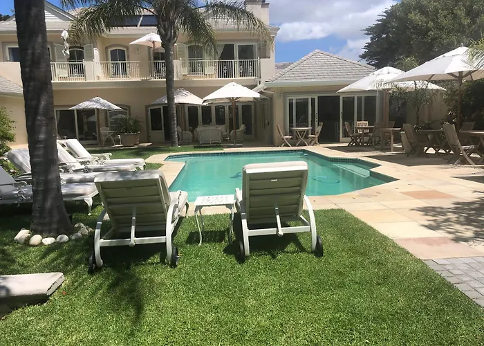 Constantia Valley Lodge Cape Town