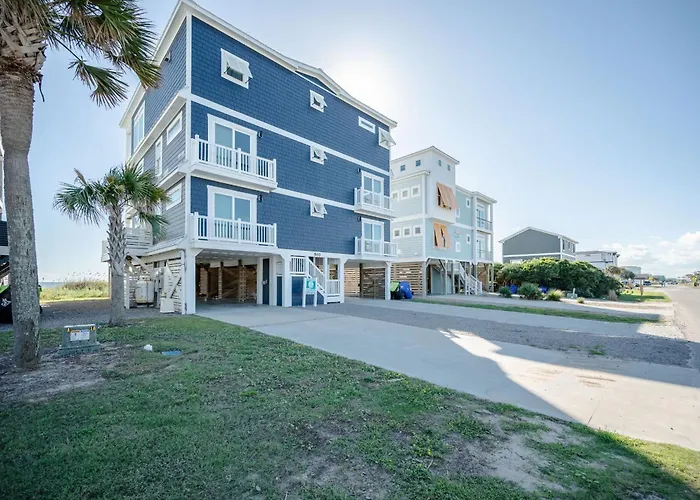 Carolina Dreamin By Oak Island Accommodations