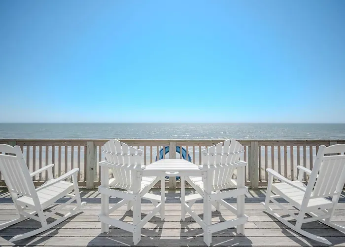 Spoiled Rotten By Oak Island Accommodations