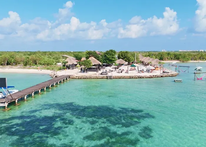 Conch Shell Cottage And Mistico Beach Club Plus Boat Shuttle San Pedro 