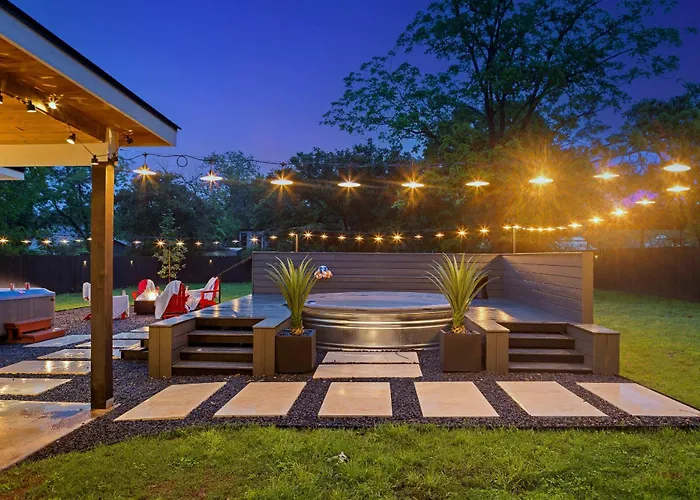Kilted Cowboy - Hot Tub Fire Pit & Close To Main Fredericksburg