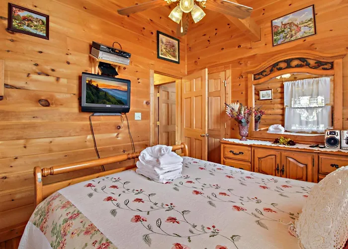 Alpine Ski Lodge Gatlinburg