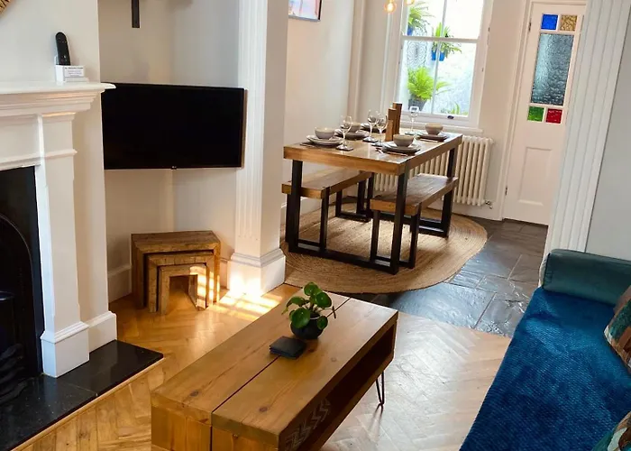 Camelford Street Cottage - Brighton