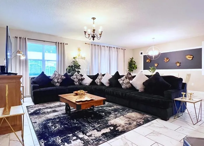 Champions Gate 8Br Villa • Pool, Spa, Theater Kissimmee