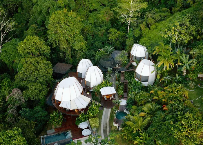 Art Villas Costa Rica, Villas & Glamping Uvita