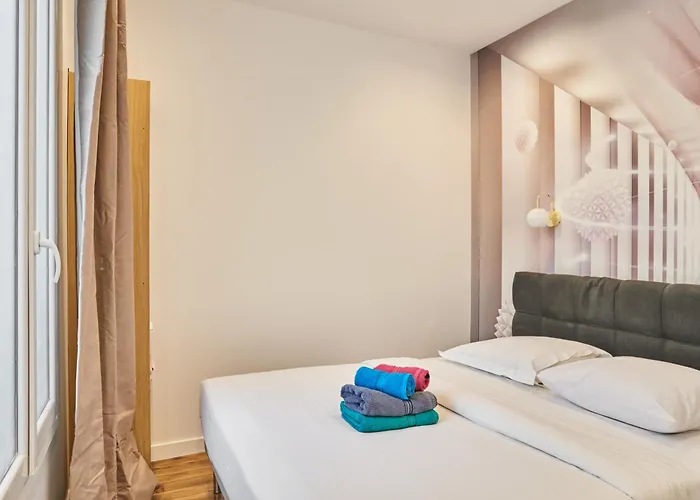 Rent A Room - Residence Meslay Paris