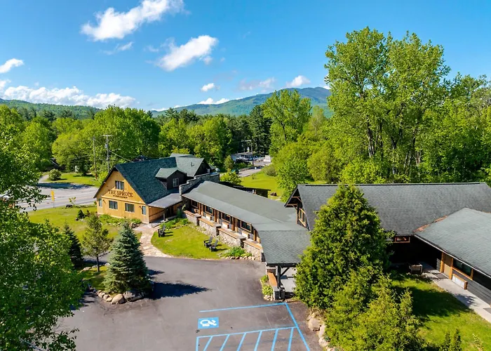 Adirondack Spruce Lodge Wilmington