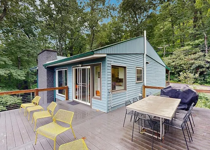 Elevation Station Villa Black Mountain