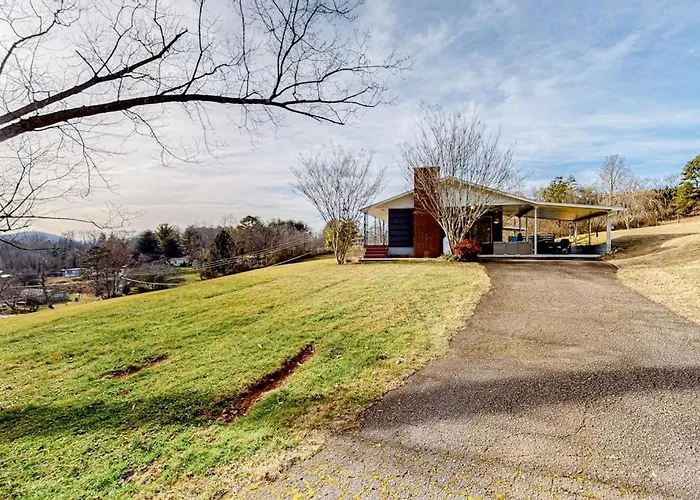 Moffitt Branch Villa Asheville