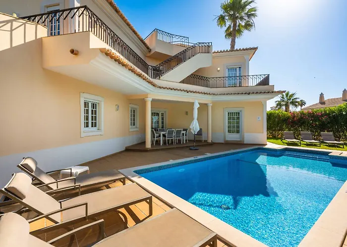 Villa Monte Das Oliveiras With Private Pool Albufeira