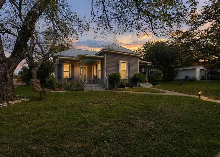 Austin Haus Villa Fredericksburg