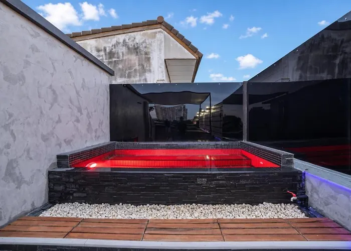 Buakhao Villa Pattaya Center 5 Bedroom