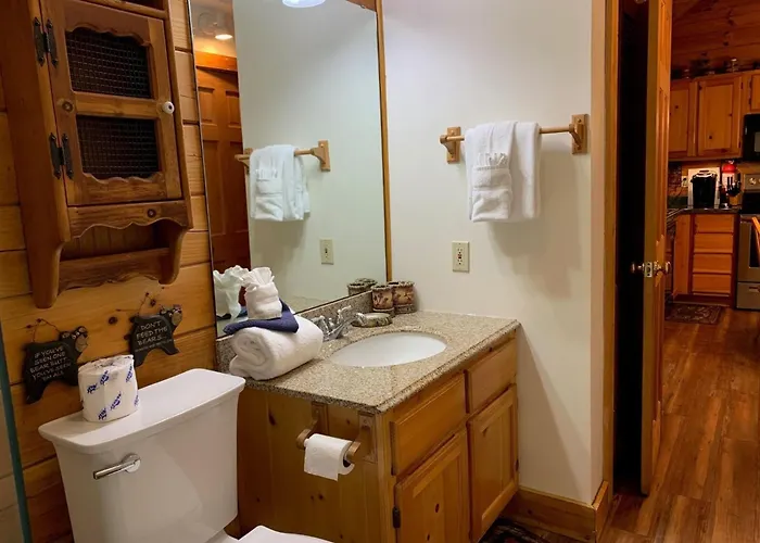 Er65 - Eagles Point - Great Location, Close To All The Action! Cabin Pigeon Forge