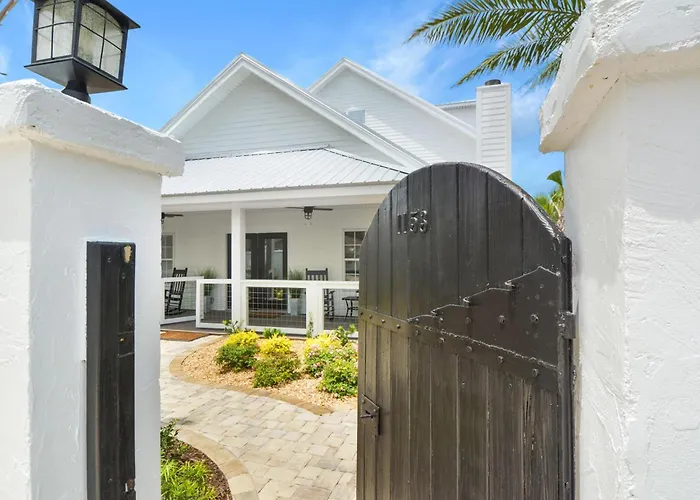 Island Attitude Villa St. Simons Island