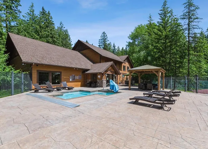 Whispering Pines Villa Whitefish