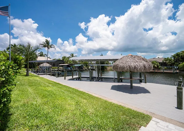 Pelican Villa Kokomo Waterfront Oasis In Cape Coral Fl