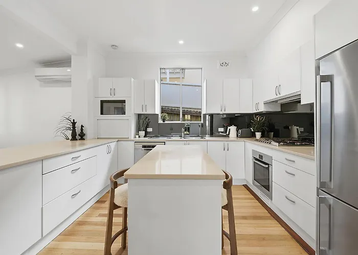 Jam Home Chatswood Cbd Near Shops & Station Sydney
