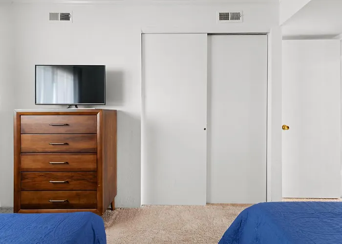 Ocean View 2-Bedroom Condo At Excalibur Perfect Coastal Getaway Ocean City