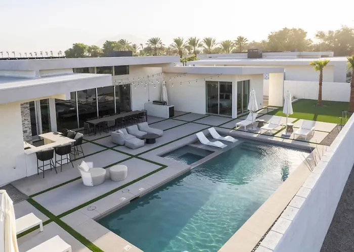 Mercury @ Elemento49 - Pool Spa - Sleeps 16 Indio