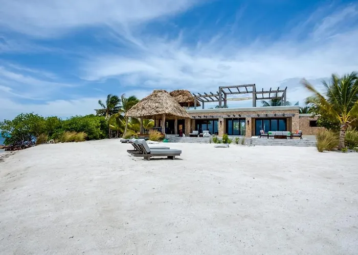 Gladden Private Island Villa Placencia