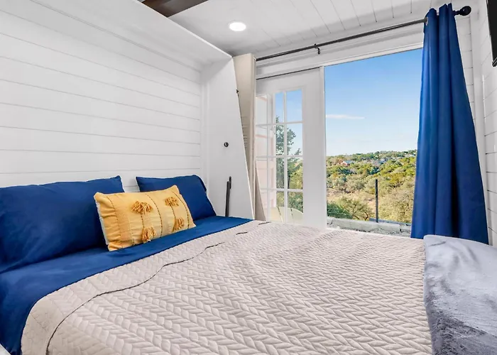 The Container Retreat - C12.. Villa Canyon Lake