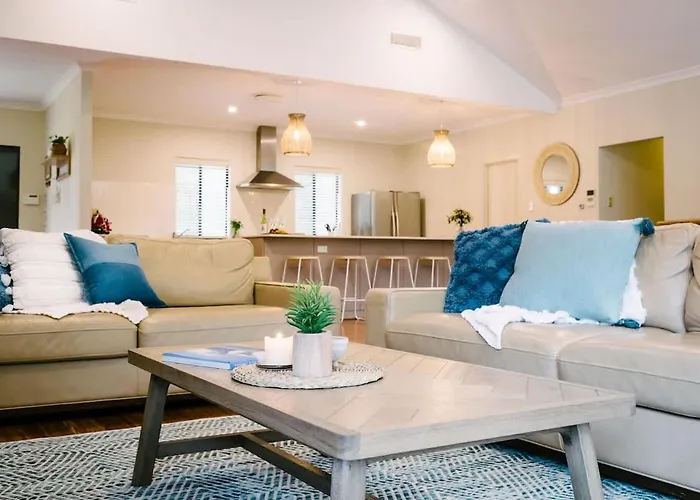 Blue Wren - Secluded Bushland Retreat With Pool Villa Margaret River