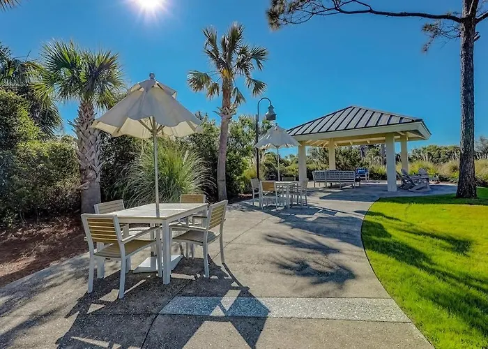 Carolina Beach Club, Unit 126 Hilton Head Island