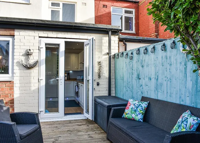 Harbour Retreat Villa Whitby