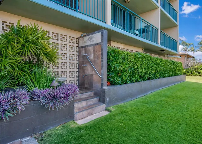 Punahoa Beach 201, Beautiful Renovation, Split Ac Kihei