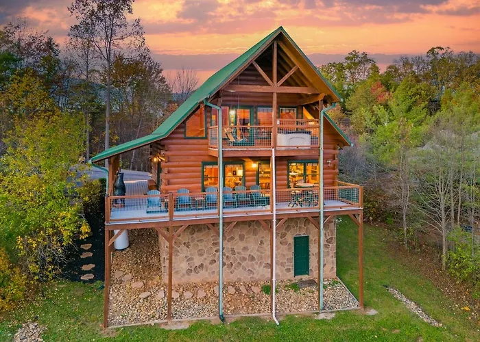Epic Views Game Room Hot Tub Bears Lookout Gatlinburg