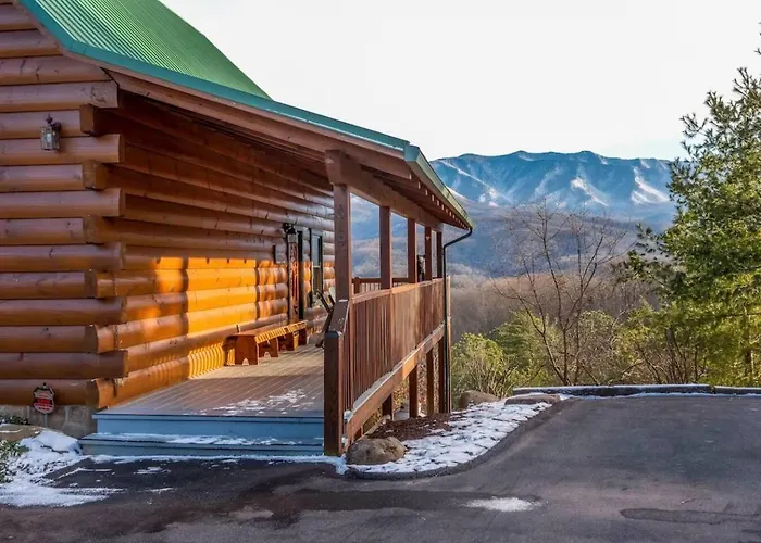 Epic Views Game Room Hot Tub Bears Lookout Gatlinburg