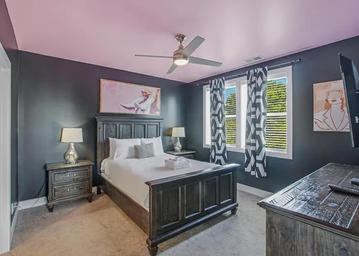 Edison 210 Villa Nashville