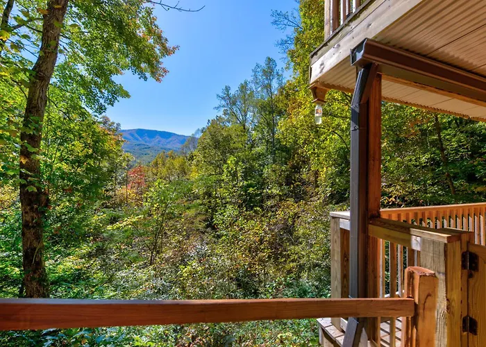 Rustic Charm Villa Gatlinburg
