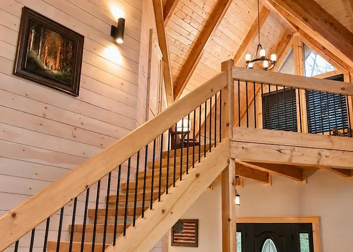 Majestic View Lodge, Amazing Views, Hot Tub, 560 Free Tickets Each Paid Day!!! Gatlinburg