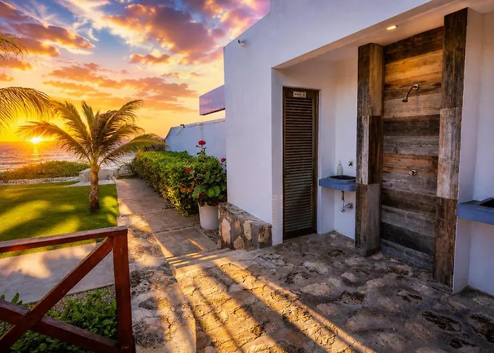 Casa Seven Ocean Front With Private C Hef Included Villa Isla Mujeres