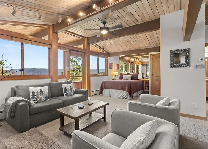 Laurelwood Condominiums 111 Snowmass Village