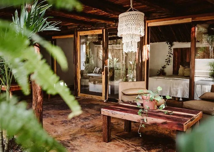 Madre Tierra Eco Habitat Guest House Puerto Morelos