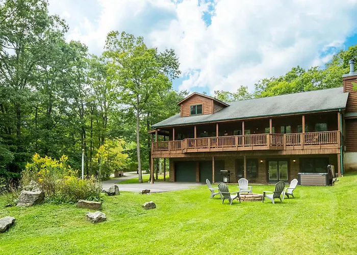 Fairway Breeze Villa McHenry