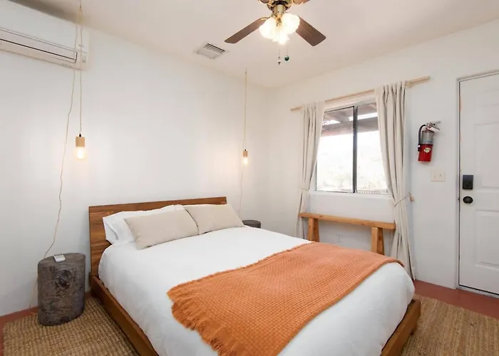 Desert Lily - Room 1 With Shared Pool Access Joshua Tree