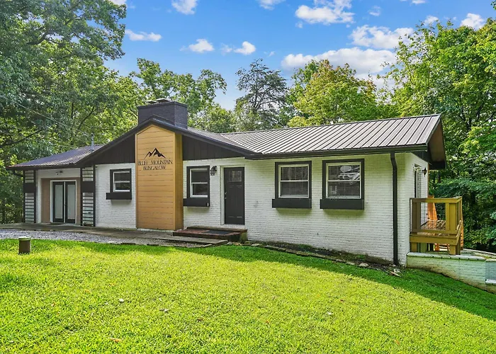 Bluff Mountain Bungalow Home Sevierville