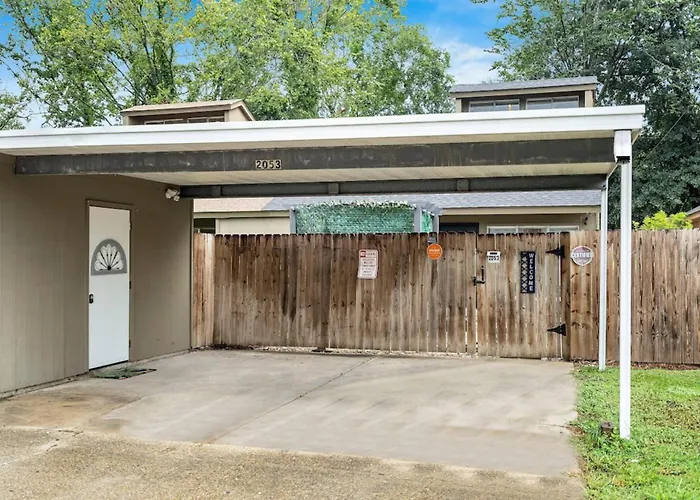 Lsu Tiger Den Villa Baton Rouge