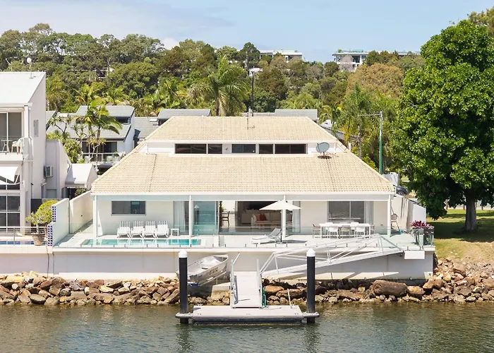 The River Rest - Noosa Jetty Stay